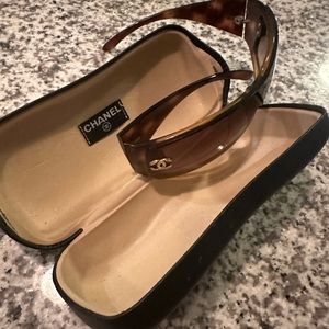 ‼️CHANEL// Sunglasses